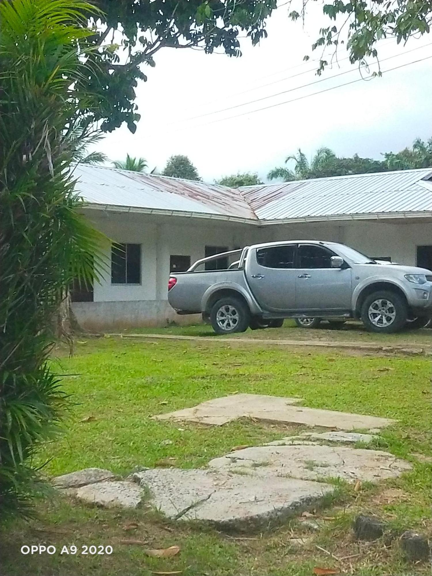 Sukau Tomanggong View Bed & Breakfast ภายนอก รูปภาพ