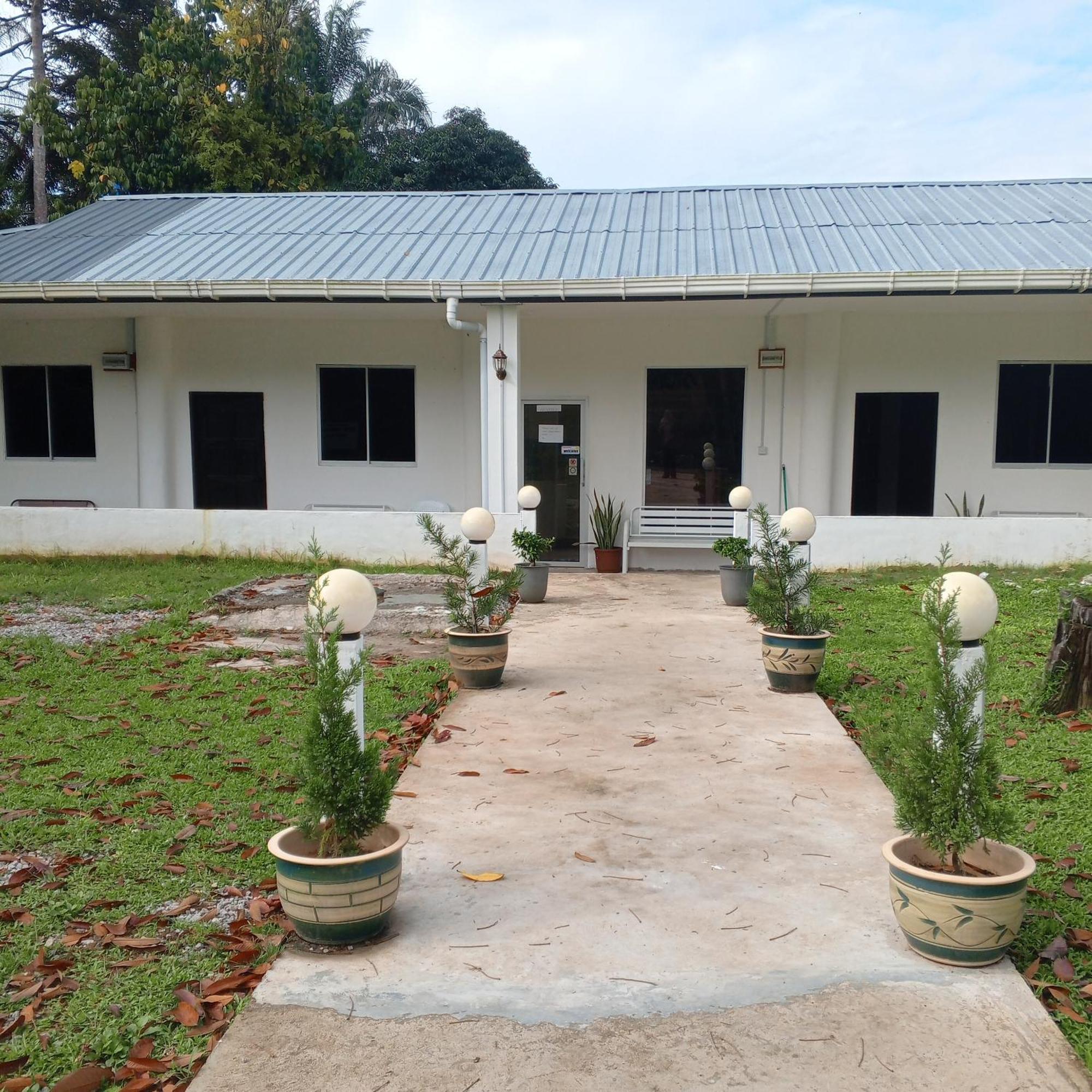 Sukau Tomanggong View Bed & Breakfast ภายนอก รูปภาพ