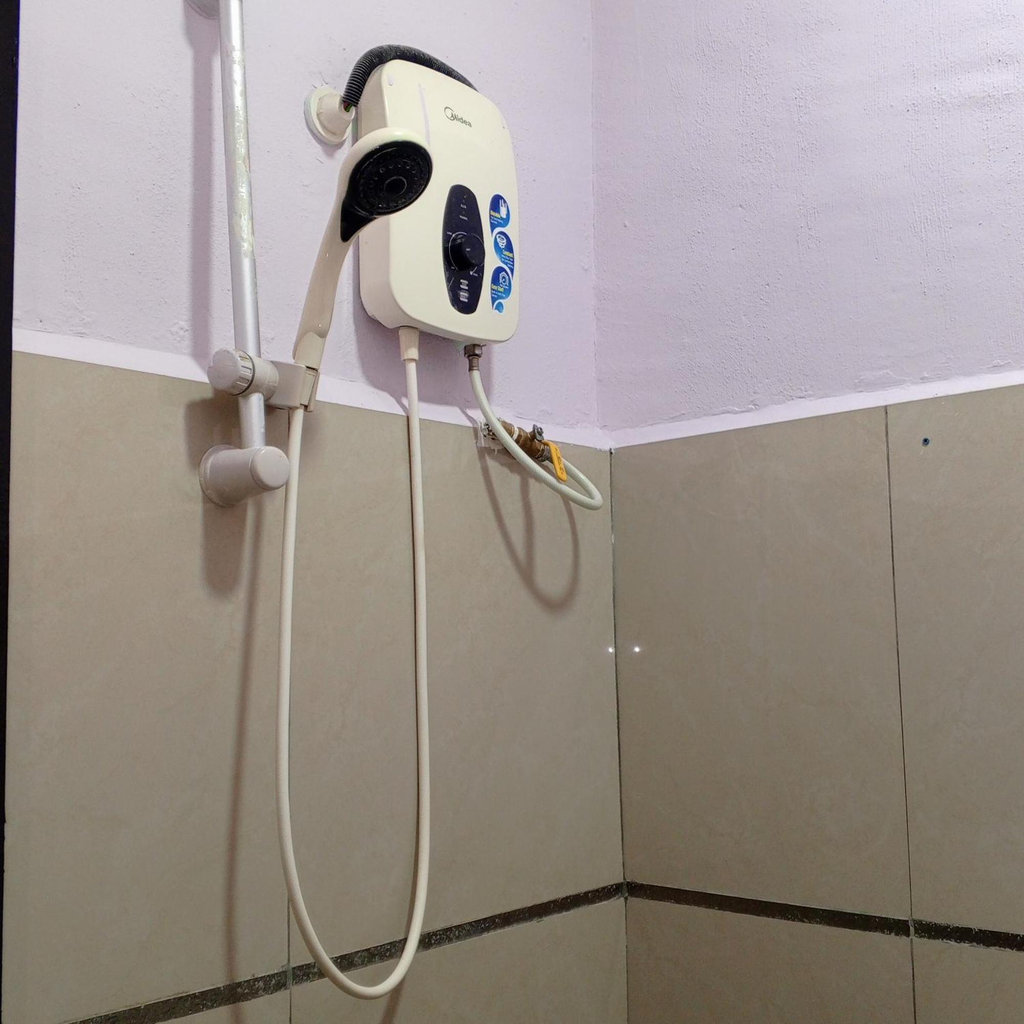 Sukau Tomanggong View Bed & Breakfast ห้อง รูปภาพ